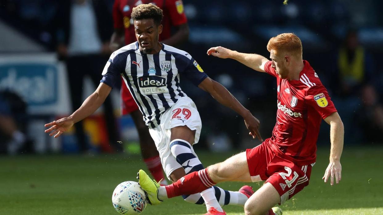 爱游戏官方包含国际比赛日欧冠焦点战，毕尔巴鄂竞技刷新队史纪录，引发热议，资深球员宣示担当的词条