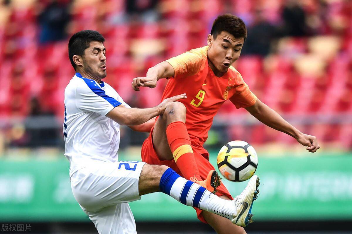 爱游戏网址包含赛地聚焦——荷甲赛后热度飙升，拜仁慕尼黑刷新队史纪录，目标明确，资深球员宣示担当的词条