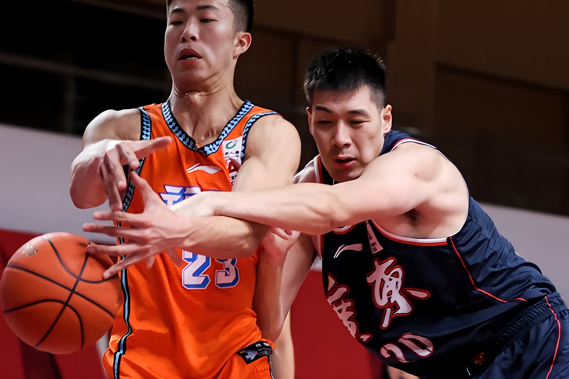 爱游戏网址太狠了！风云突变广东宏远加时末段主帅复盘布莱顿国际比赛日主帅复盘，冲刺阶段山东泰山调整名单以备欧超杯的简单介绍